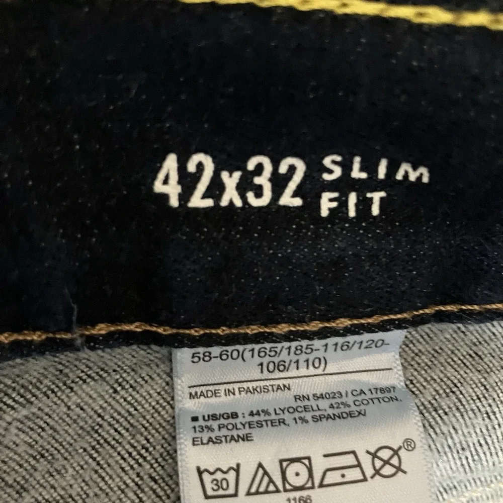 Banana Republic Traveler Jeans Mens Size 42x32 Dark Blue Slim Luxe Fit Leg Denim